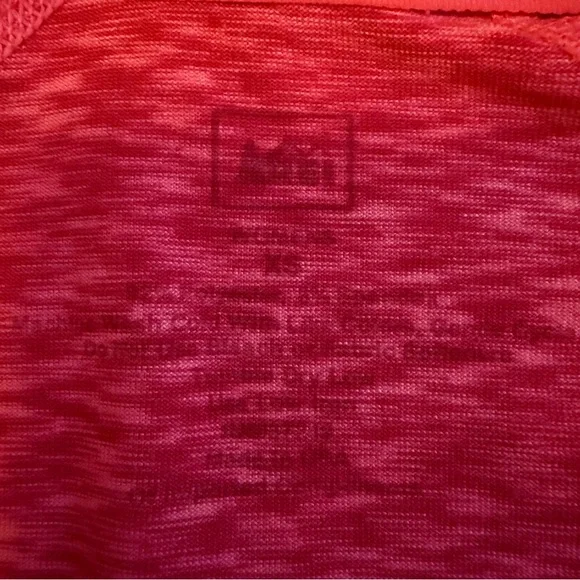 REI Women's 1/4 Long Sleeve Top - Picture 3 of 4